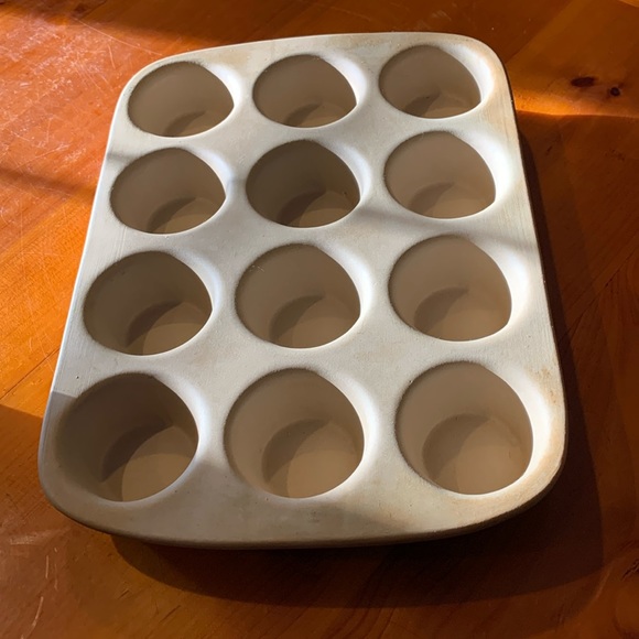 Pampered Chef Kitchen Pampered Chef Stoneware Muffin Pan Poshmark